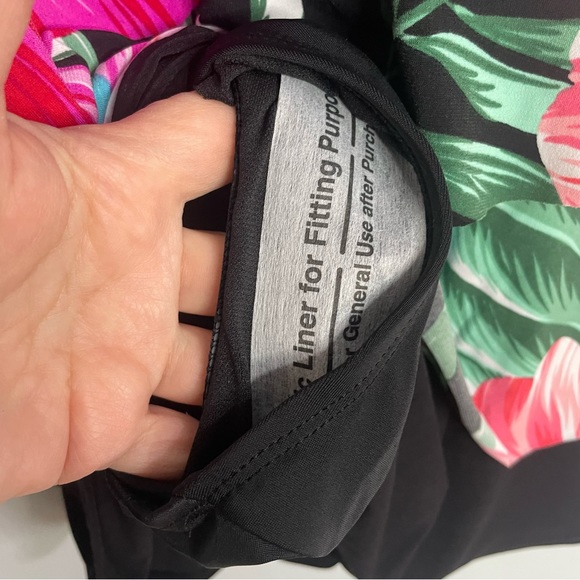 NWOT Sonnet Shores Floral Black One Piece Swimsuit Bathing Suit . WORN ONCE!!!! - Picture 2 of 15